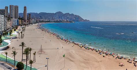 bares de ambiente en benidorm|10 MEJORES opciones de vida nocturna en Benidorm